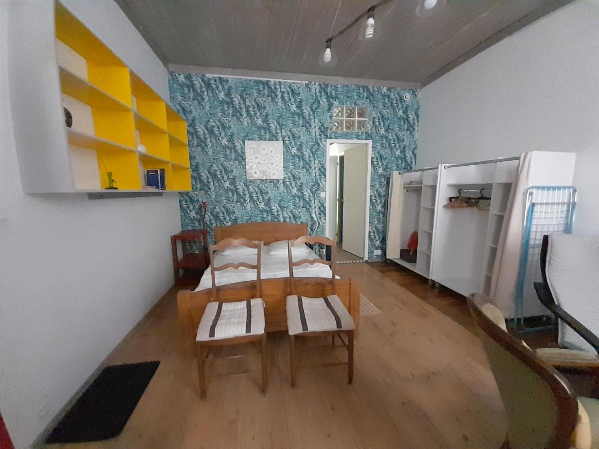 Residence Les Volets Bleus: Studio De 30 M² Classe 2 * Rochefort  Eksteriør billede